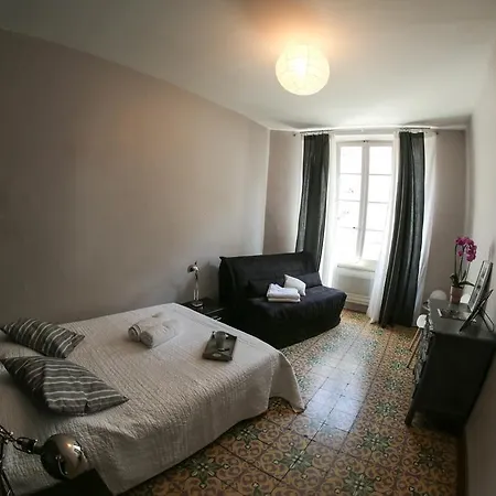 Cote Square Apartment