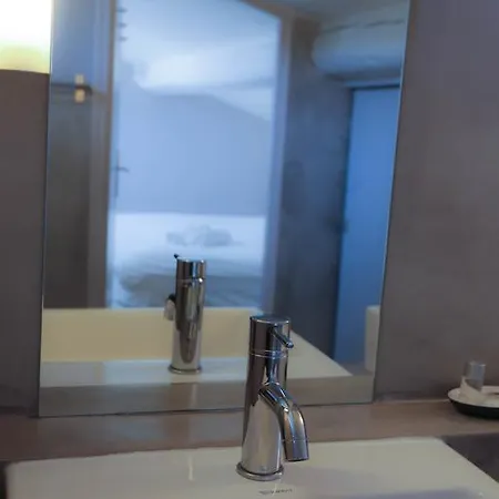 Cote Square Apartment