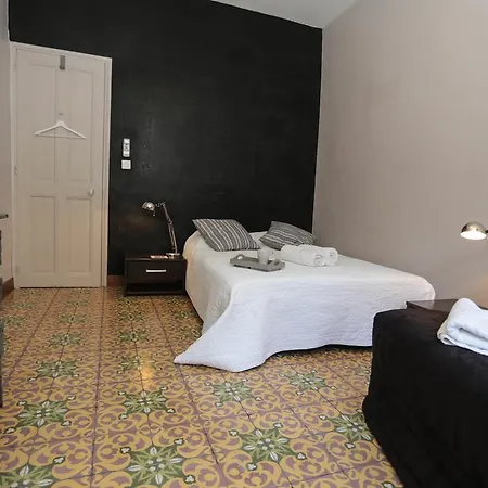 Cote Square Apartment *